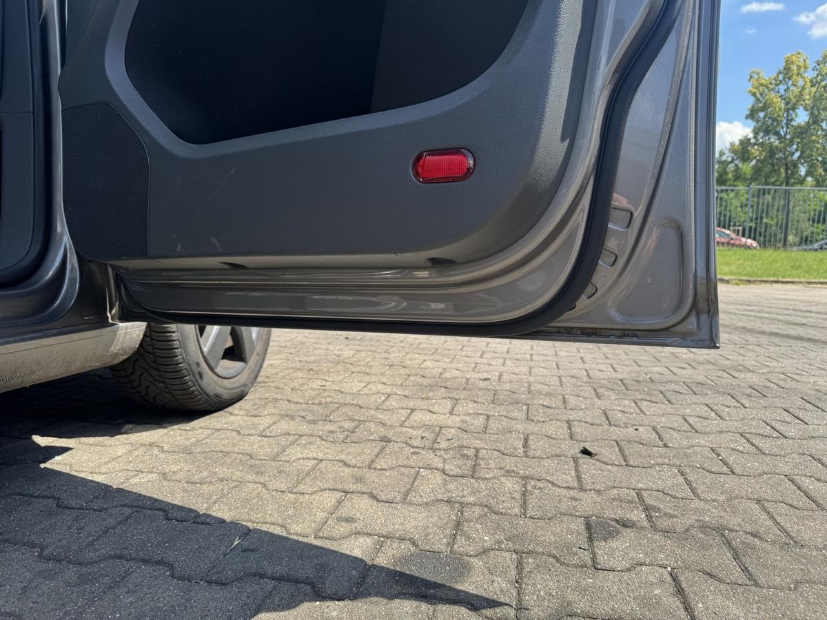 VW Touran 1T original T&uuml;r vorn rechts LD7S Graumetallic Rohbau Bj.2008